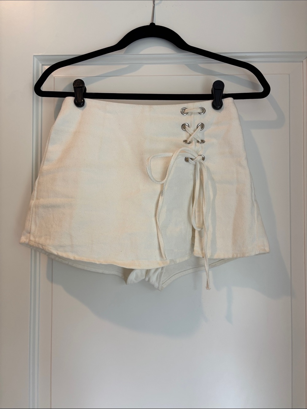 Altar'd State Ivory Lace-Up Skort, Size XS